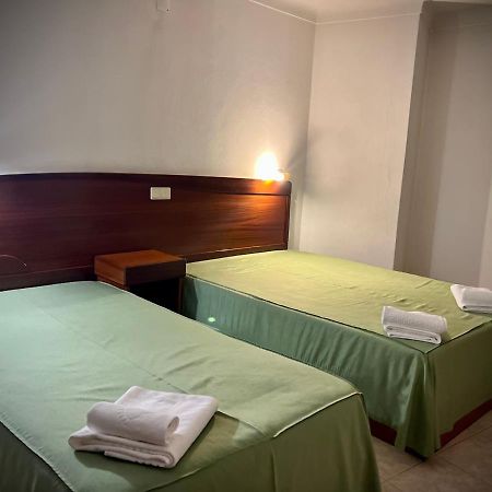 Residencial Casa Velha Hotel Pampilhosa da Serra Eksteriør billede