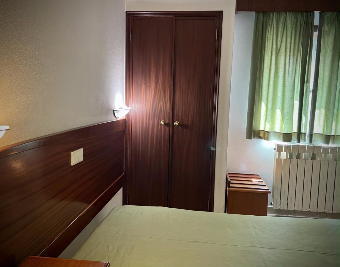 Residencial Casa Velha Hotel Pampilhosa da Serra Eksteriør billede