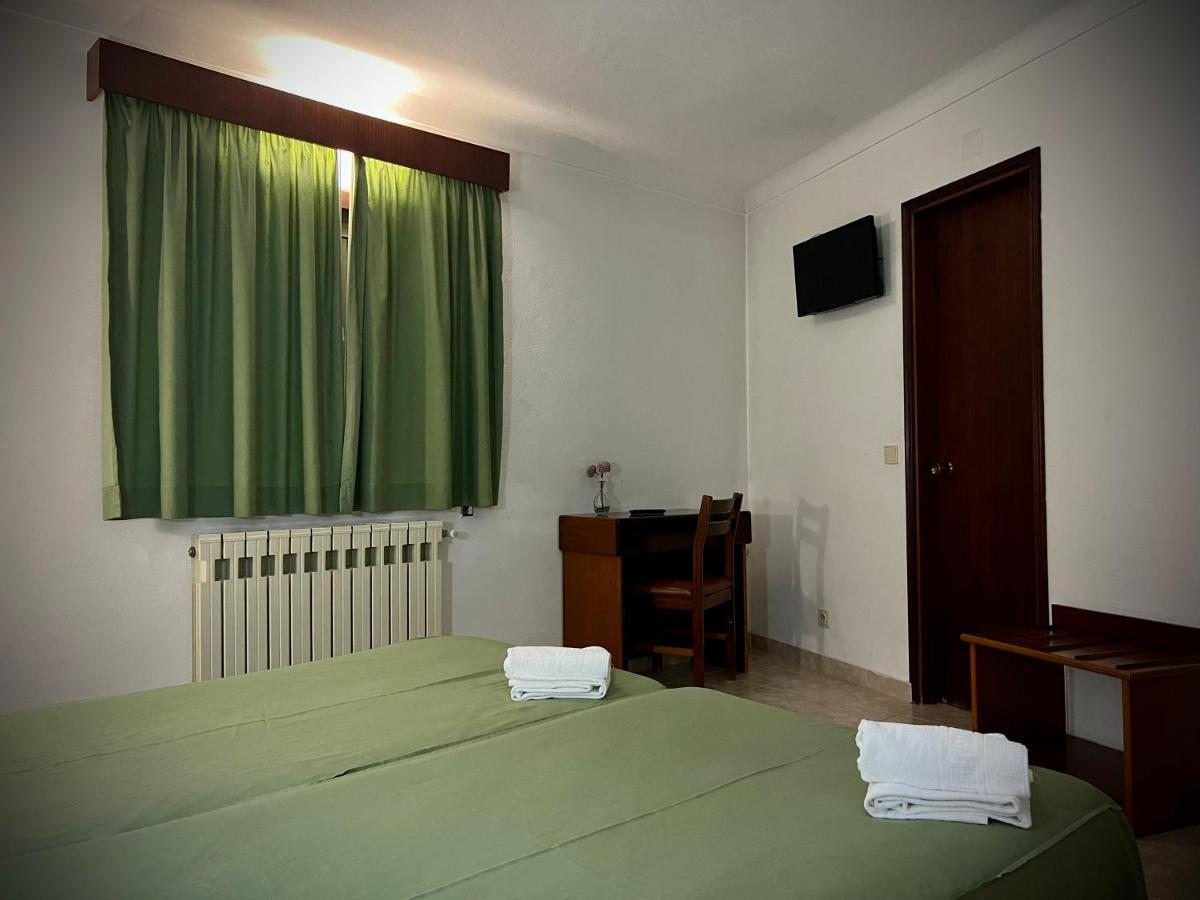 Residencial Casa Velha Hotel Pampilhosa da Serra Eksteriør billede