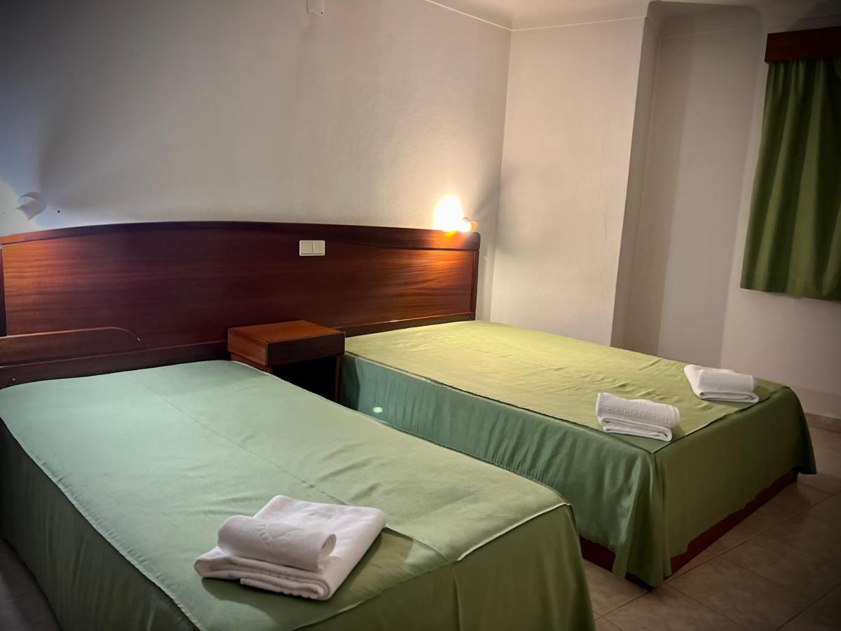 Residencial Casa Velha Hotel Pampilhosa da Serra Eksteriør billede